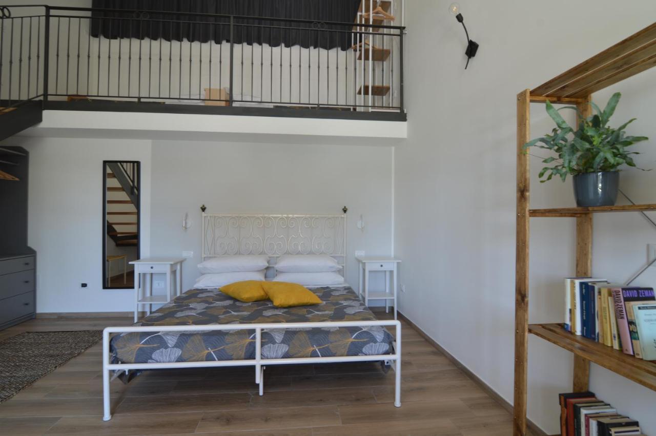 Agriturismo Pepe Rosa Rivoli Veronese エクステリア 写真